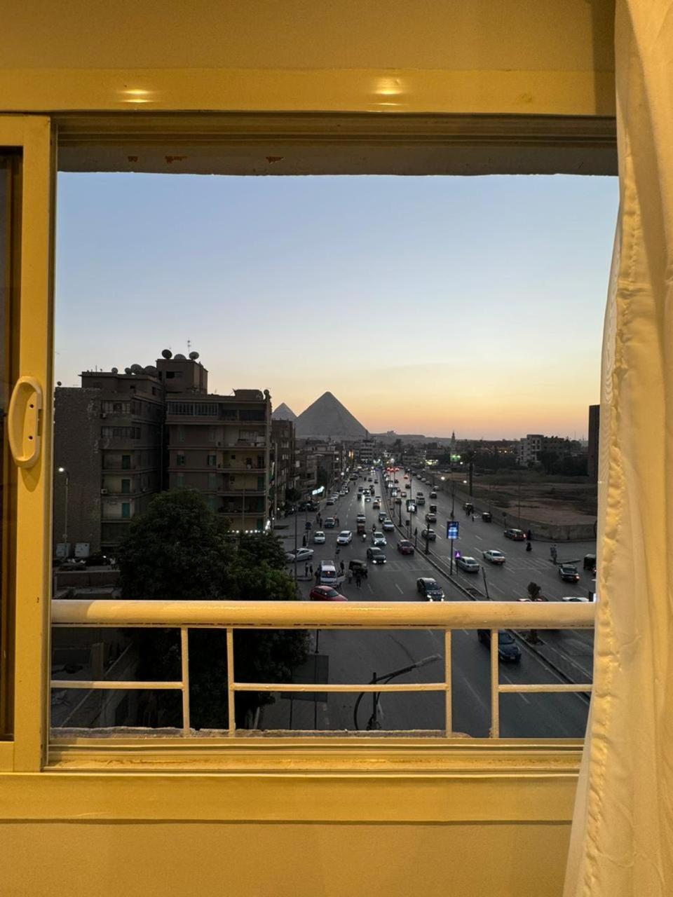 Khufu Pyramids Inn Nazlet el-Sîsi Zewnętrze zdjęcie